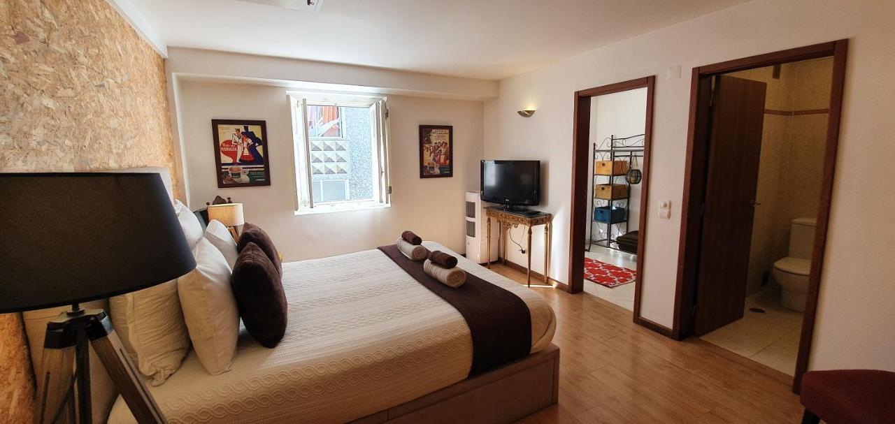 Casa Do Criativo Bed&Breakfast Almada Exterior photo