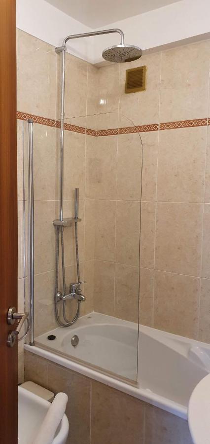 Casa Do Criativo Bed&Breakfast Almada Exterior photo