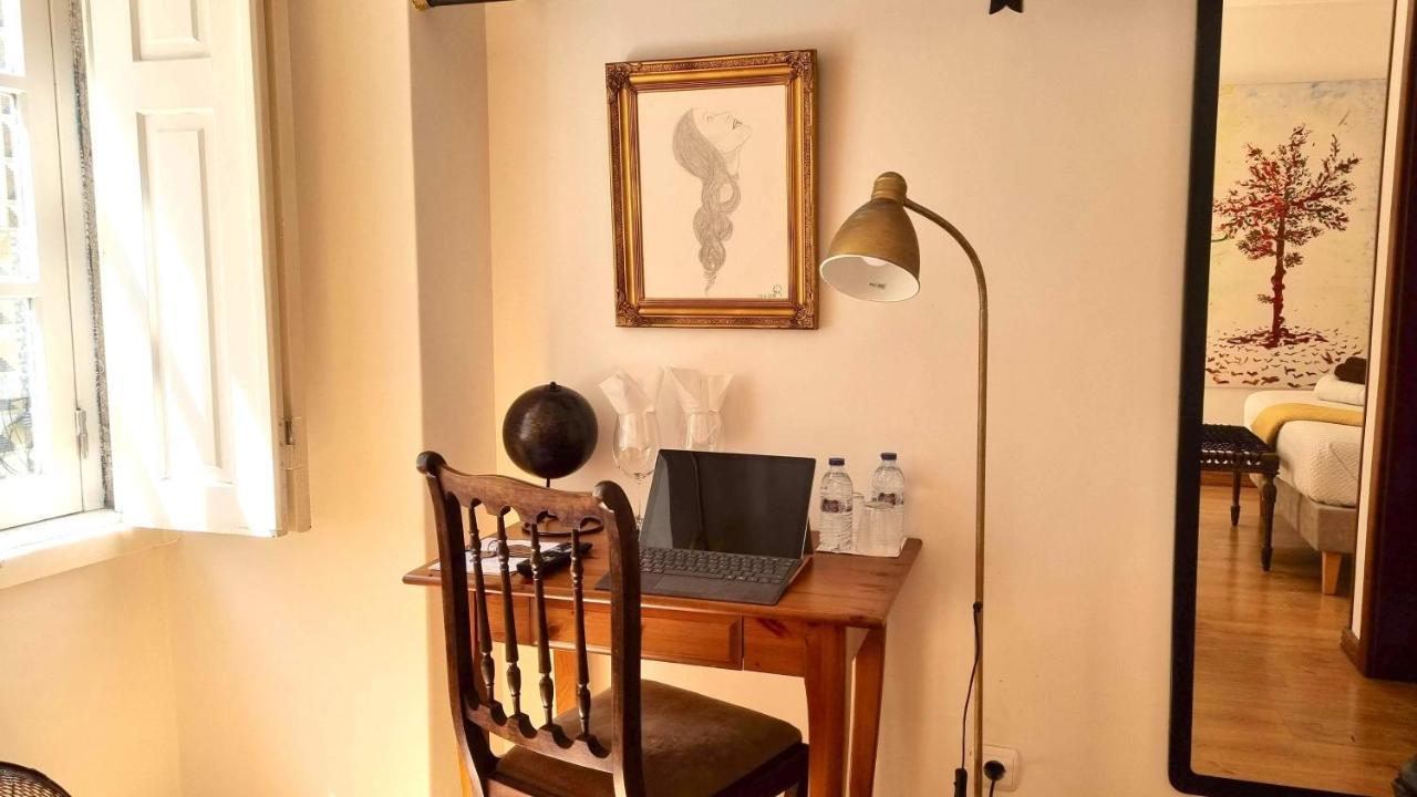 Casa Do Criativo Bed&Breakfast Almada Exterior photo