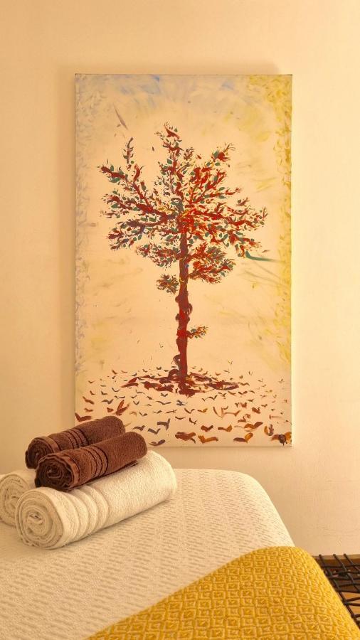 Casa Do Criativo Bed&Breakfast Almada Exterior photo